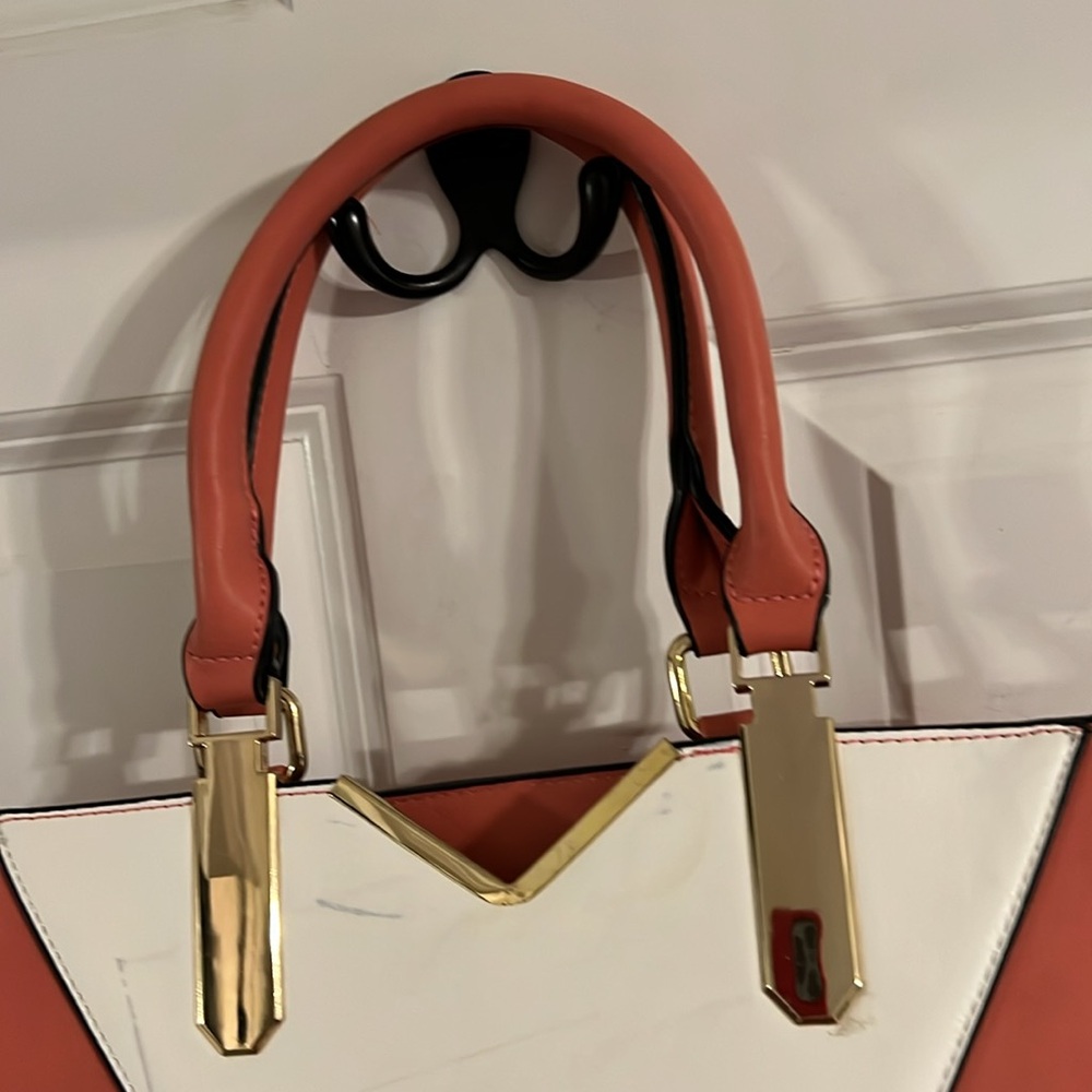 Super Cute Sever Pattern Purse - image 2